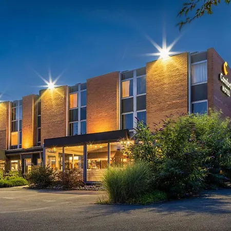 Comfort Lille L'union Отель 3*